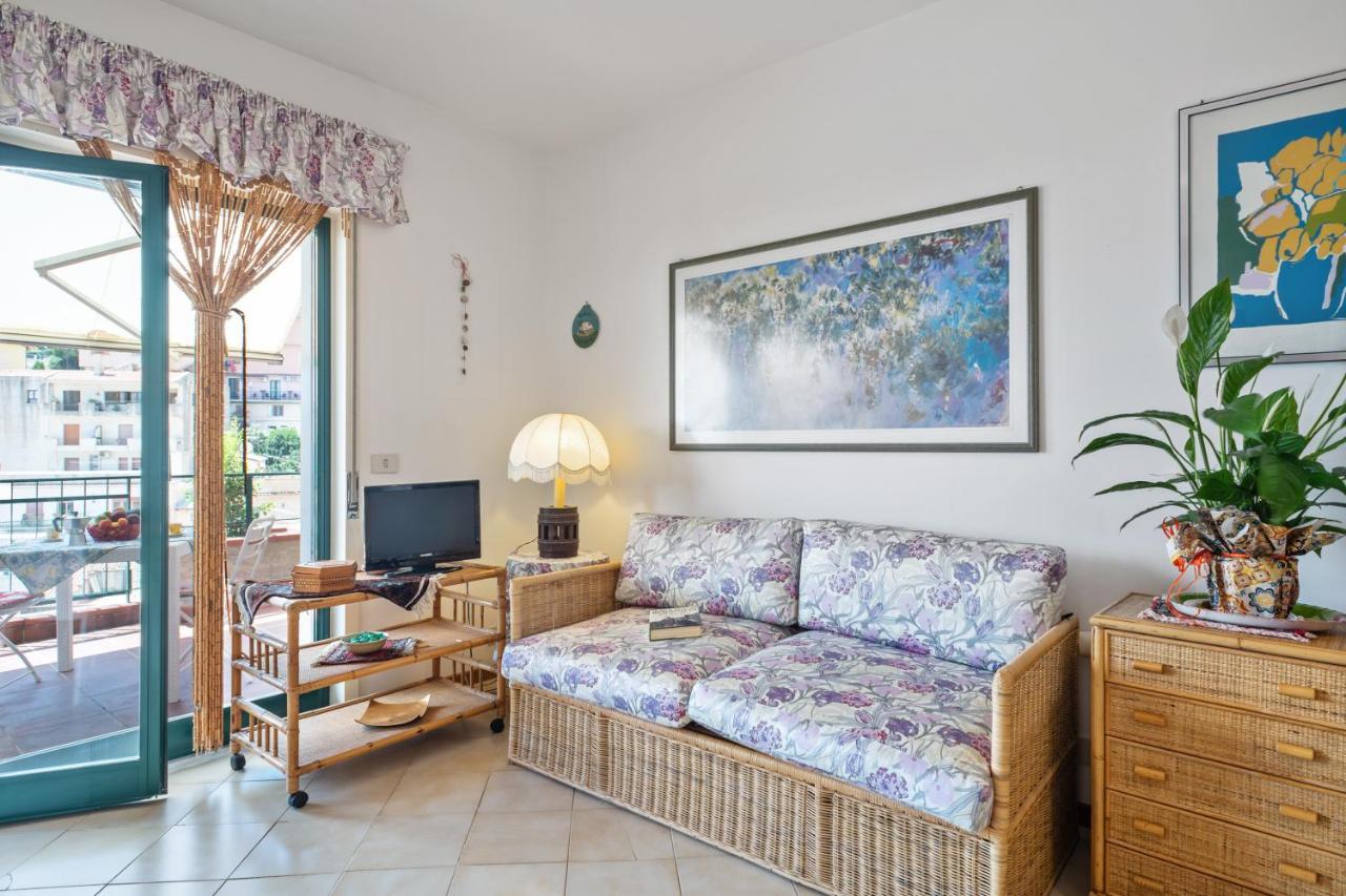 Taormina Comfortable Apartment With Terrace المظهر الخارجي الصورة